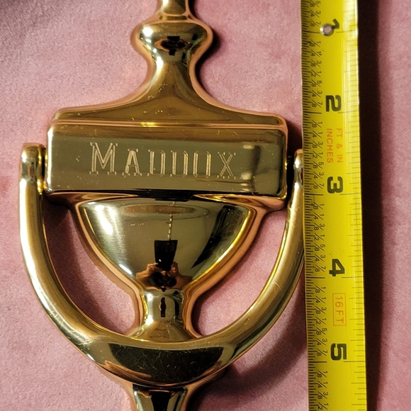 Solid Brass Door Knocker. "MADDOX" Already engraved for you. - Picture 2 of 5